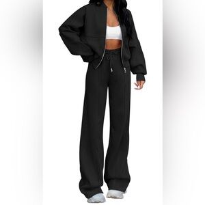 MEROKEETY Women’s 2 Pc Zip Up Sweat Jacket & Wide Leg Pant Set
Black
Medium
NWT